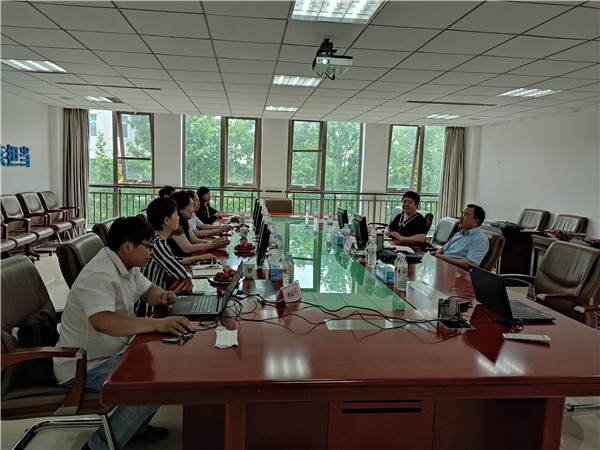 农业农村部微生物肥料和食用菌菌种质量监视磨练测试中心李俊主任、姜昕主任来ag庄闲公司调研、指导事情 农业农村部微生物肥料和食用菌菌种质量监视磨练测试中心李俊主任、姜昕主任来ag庄闲公司调研、指导事情